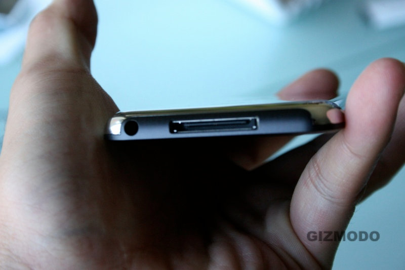Illustration for article titled Apple iPod touch Review (Verdict: Good In the Face of Greatness)